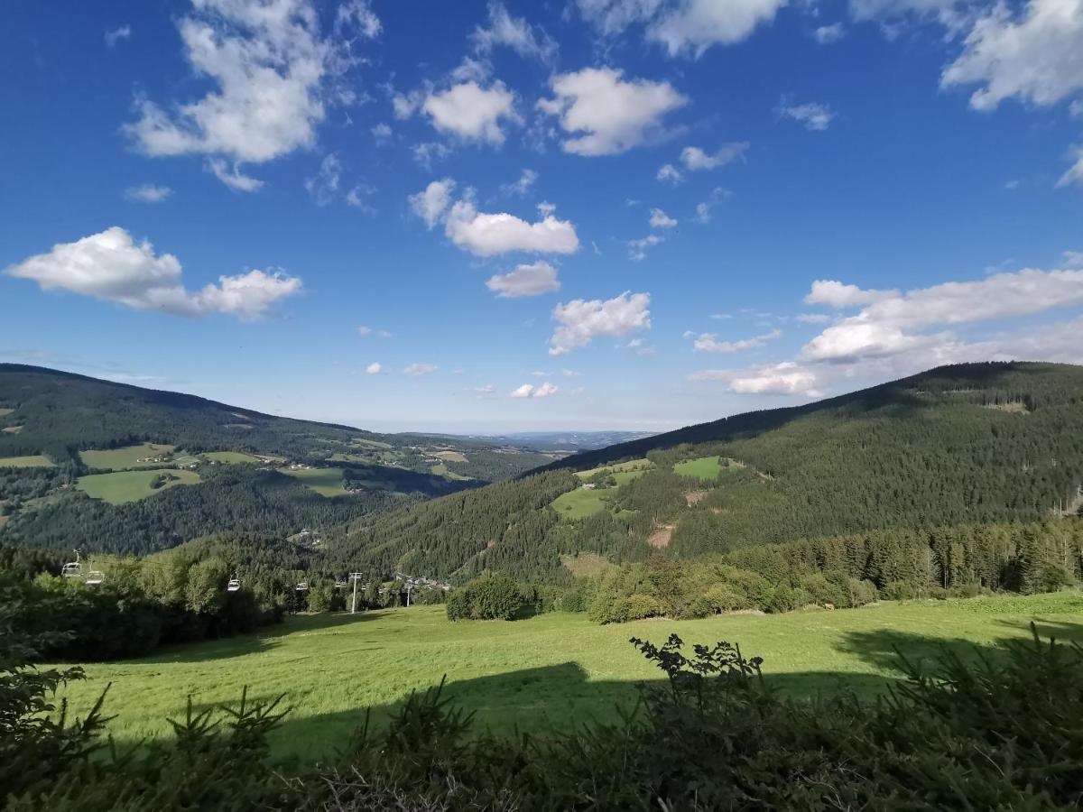 Alpengasthof Fernblick Mönichkirchen 외부 사진